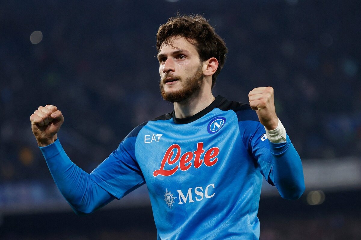 Хвича Кварацхелия - возможный новобранец "Барселоны" 