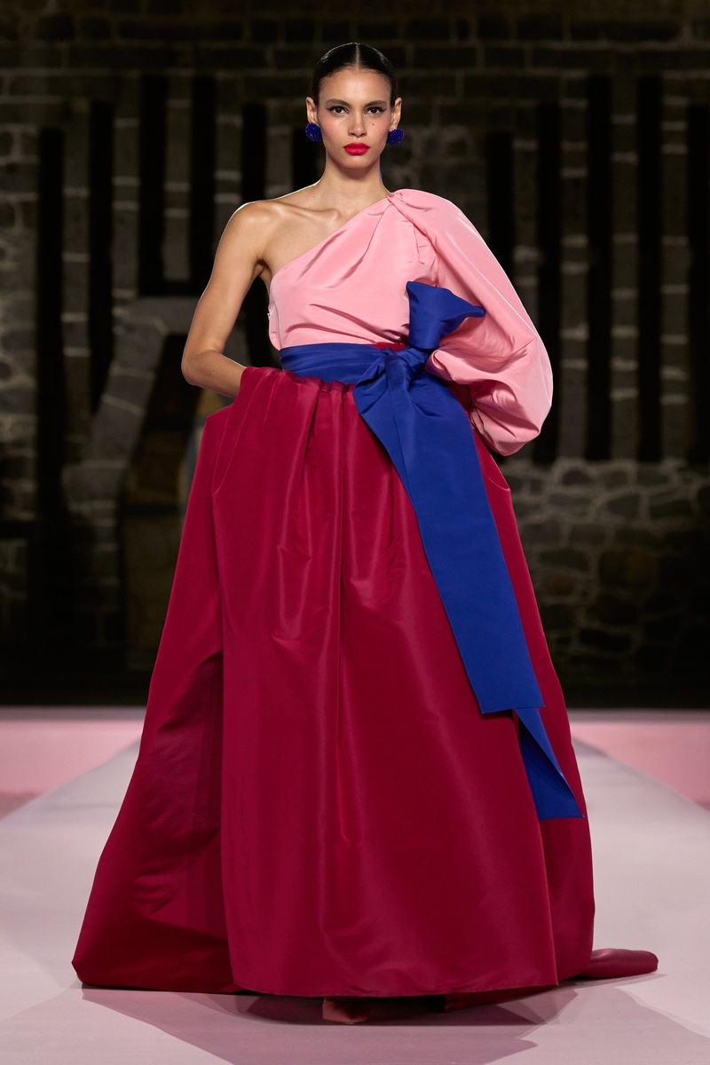 CAROLINA HERRERA