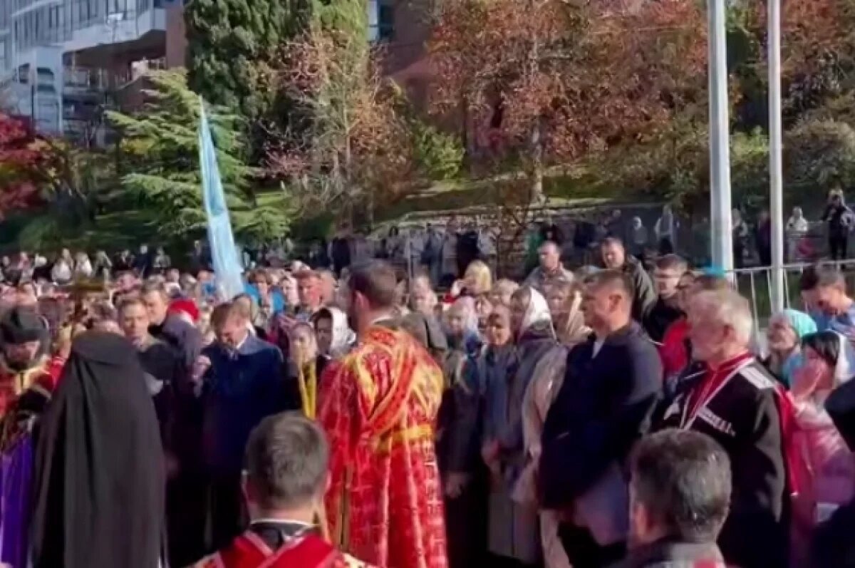    В Сочи прошел крестный ход в честь Дня Святого Михаила Архангела