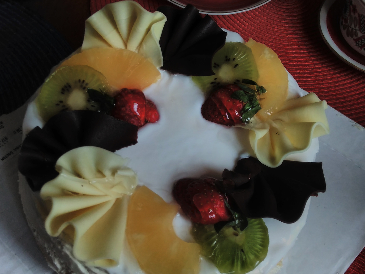 торт из магазина.