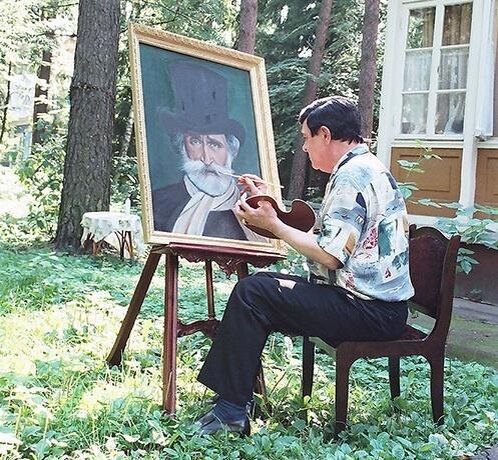 Муслим Магомаев пишет портрет