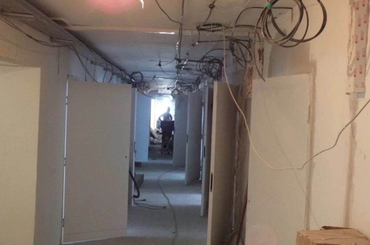    Областная больница ремонтирует приемные отделения в Пскове и Великих Луках