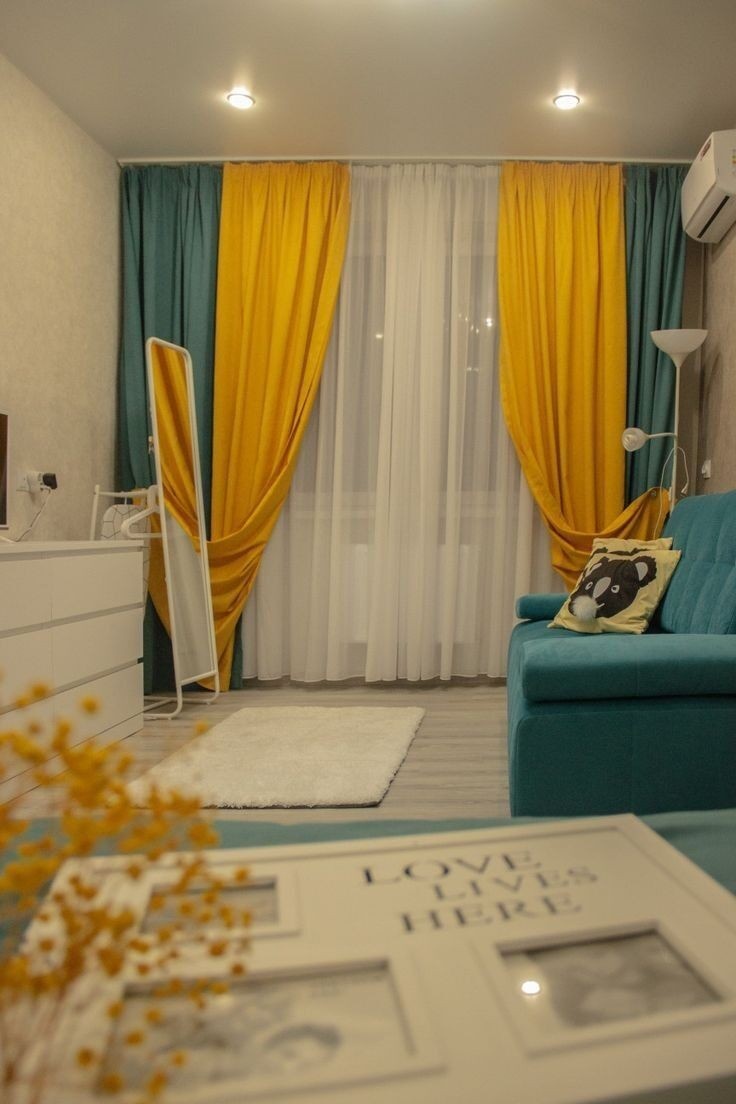 Идеальное сочетание, которое подойдёт для творческих,позитивных,жизнерадостных личностей. 