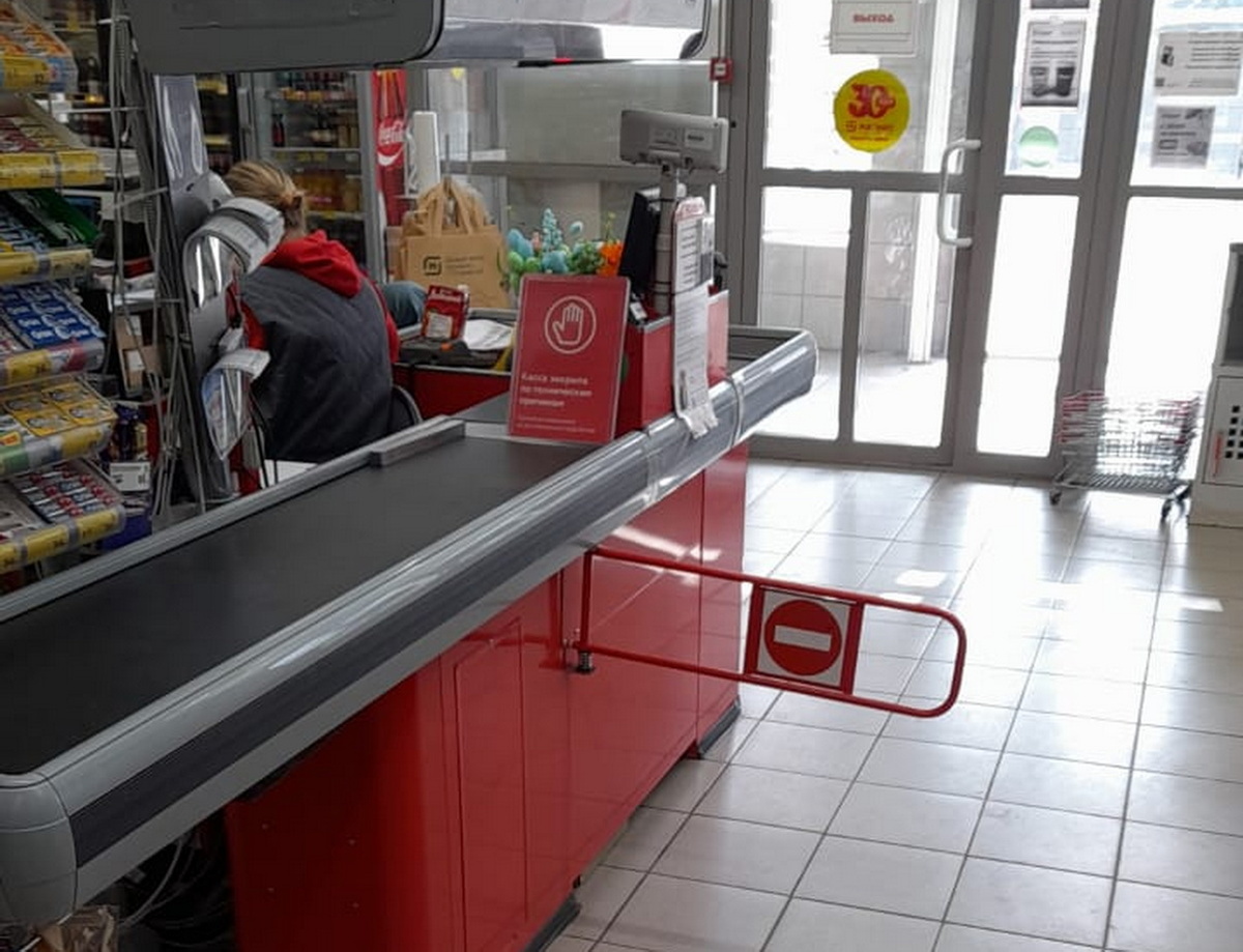 Конфликт начался в магазине, а продолжился на улице.  Фото: Фото: ФедералПресс / Денис Меттус