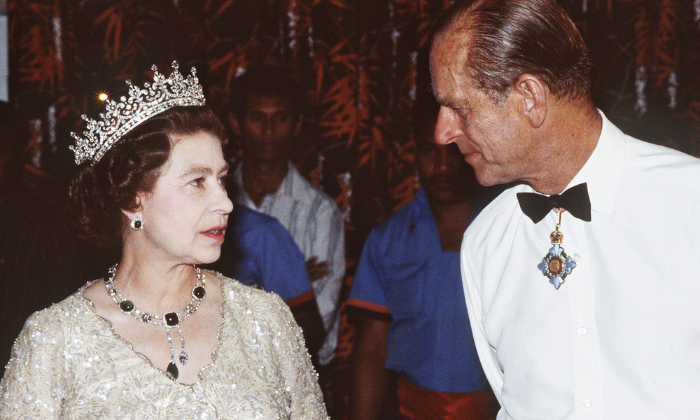 Елизавета II и ее супруг