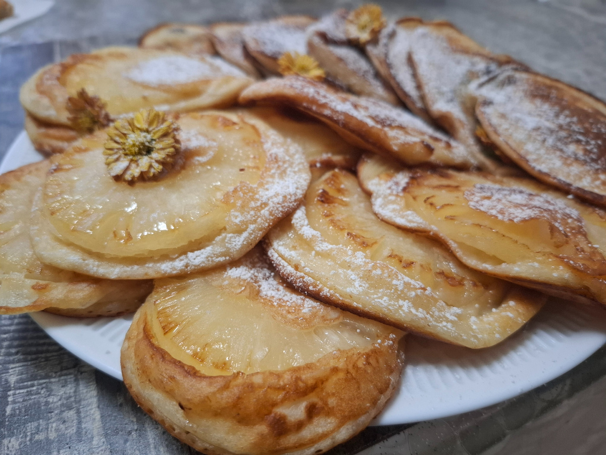 Фото автора.Оладьи с ананасом. 