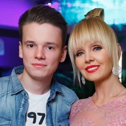 Валерия с сыном Арсением