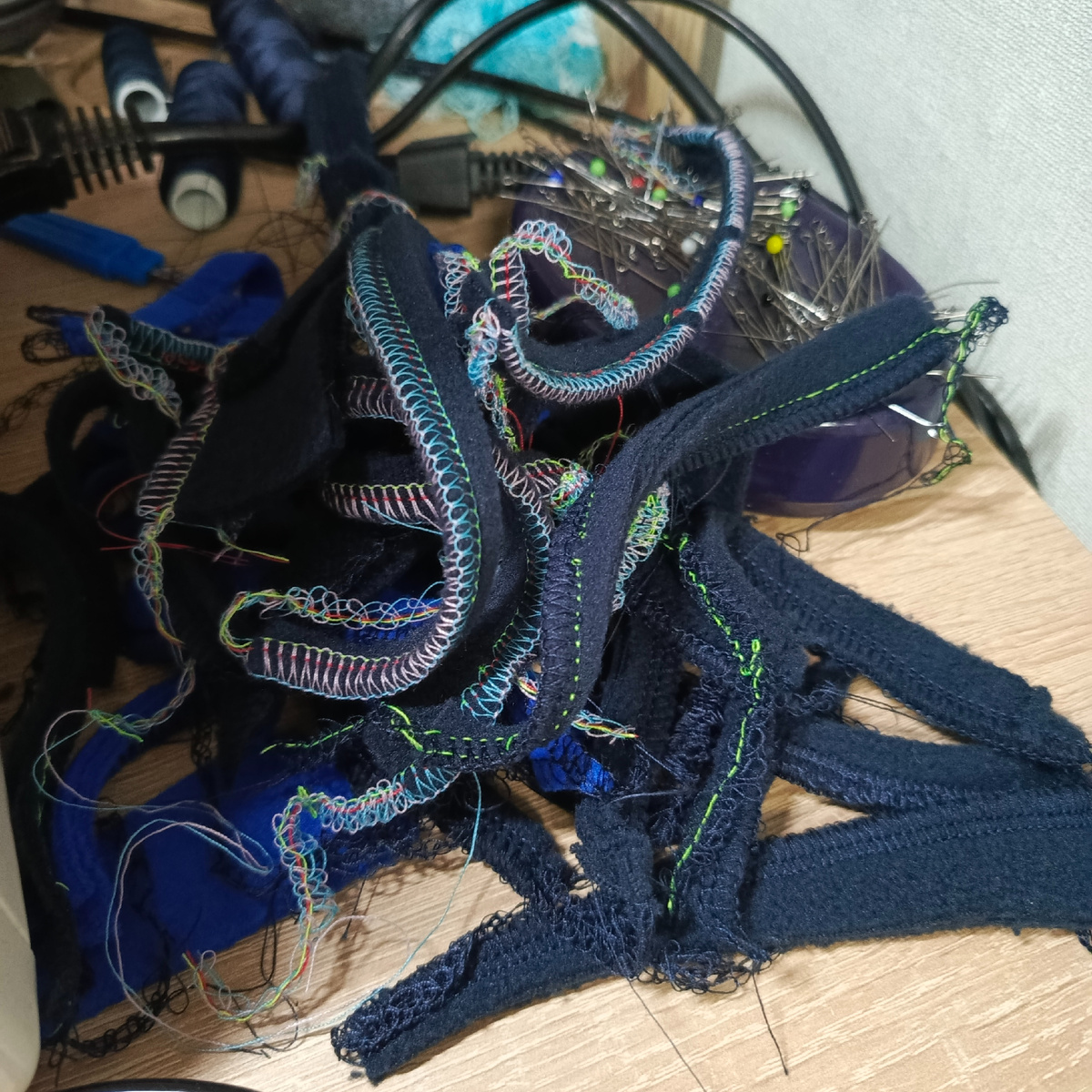 Это уже третья такая кучка