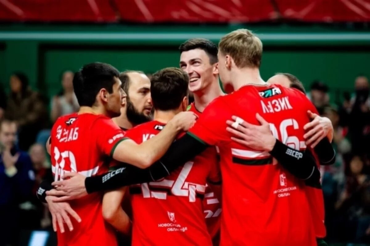    Новосибирский «Локомотив» не оставил шансов «Енисею» в волейбольном матче