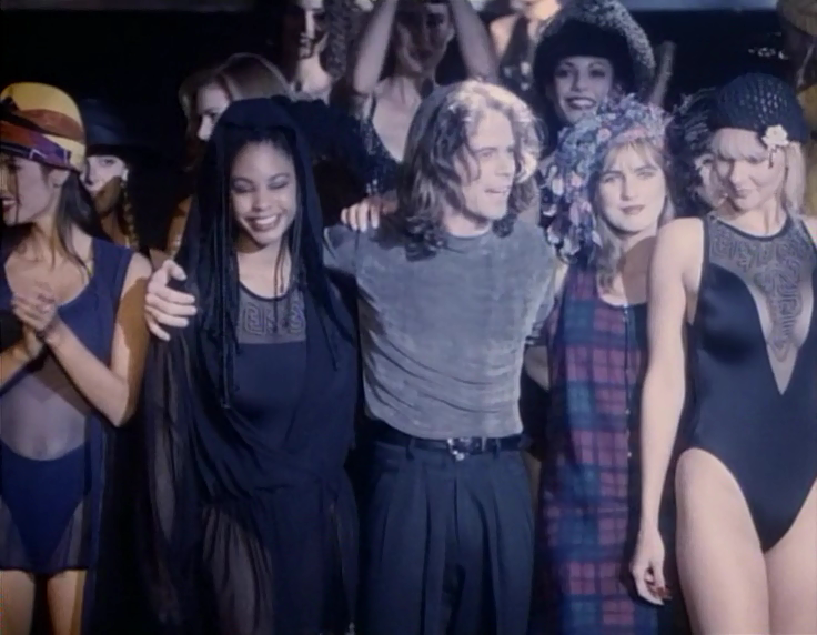 Кадр из фильма «Песочные часы» (1995)