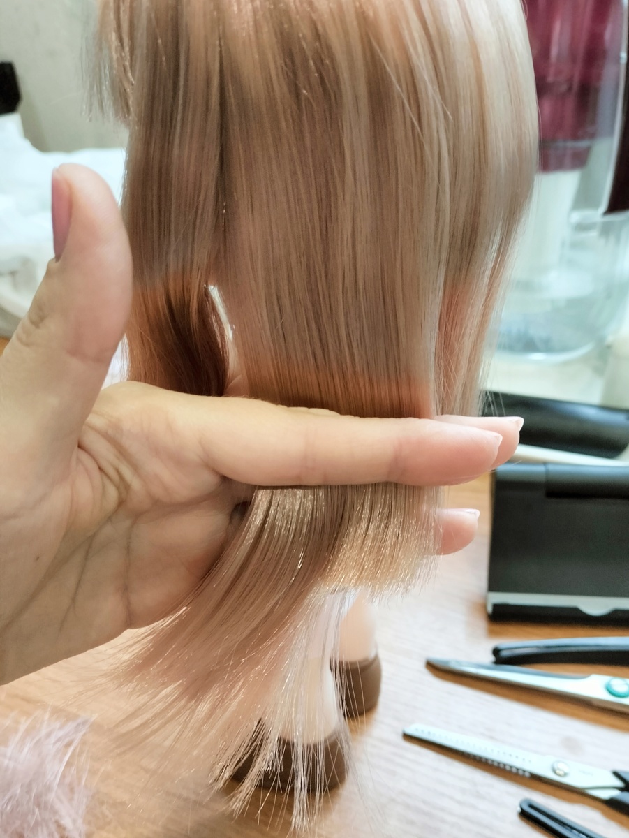 Примерно на столько убрала кончики..