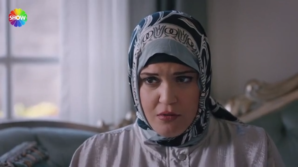 Стоп-кадр. 75 серия сериала "Клюквенный щербет"