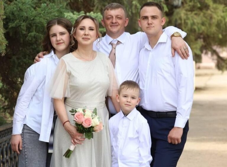    Многодетная мама Мария Гапонова из Бугурусланского района считает себя самой счастливой женщиной Кристина Просвиркина