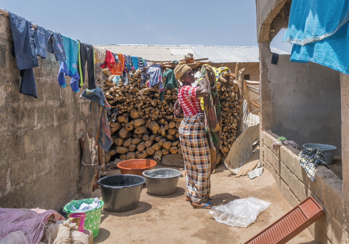 Ничего необычного. Просто день стирки в обеспеченной африканской семье