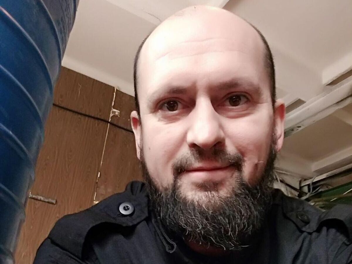 Элтгар отслужил два контракта по полгода© Фото предоставлено Эльгаром Бабаевым