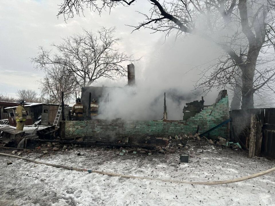    В Новосибирской области в пожаре погибла мать и четверо детей. Источник: Прокуратура Новосибирской области