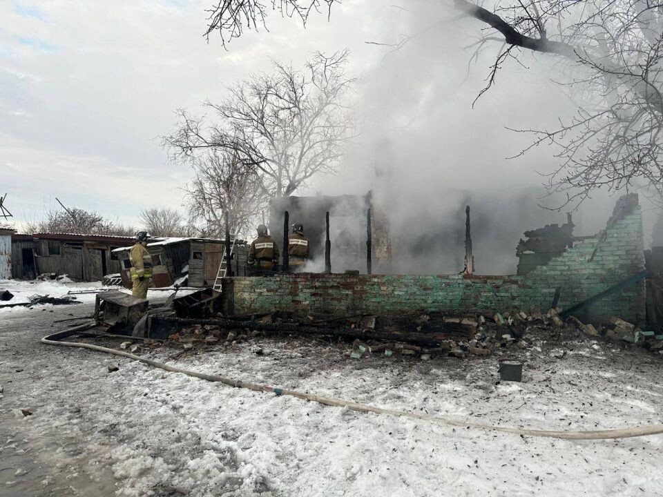    В Новосибирской области в пожаре погибла мать и четверо детей. Источник: Прокуратура Новосибирской области