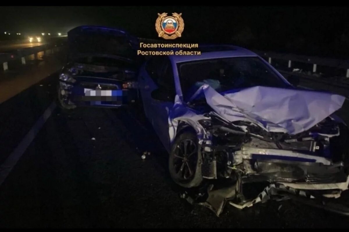    Двое детей и мужчина пострадали в аварии на трассе под Ростовом