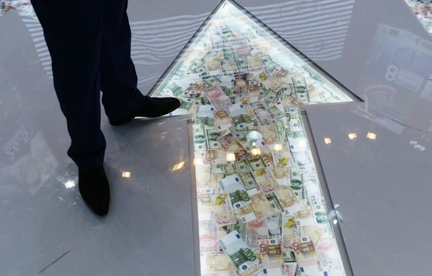    «Инвесторы боятся вкладывать в Россию из-за политики Центробанка»: Делягин