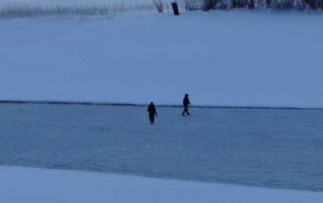    Жителям Сургута запретили выходить на лед