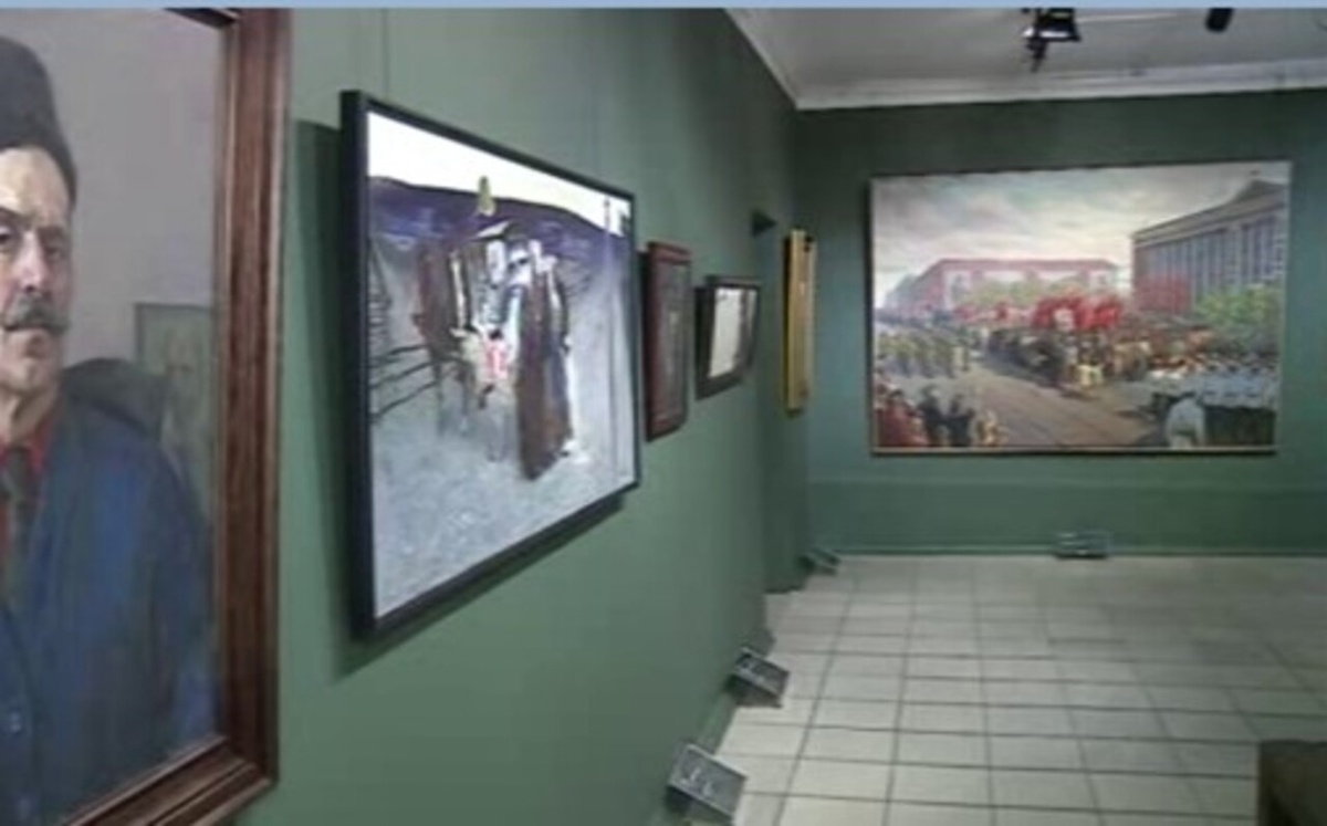    В Курской картинной галерее имени Дейнеки действует выставка