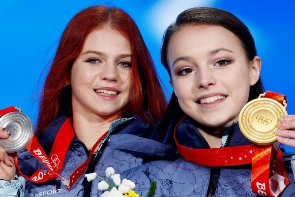    Александра Трусова и Анна Щербакова, фото: championat.com