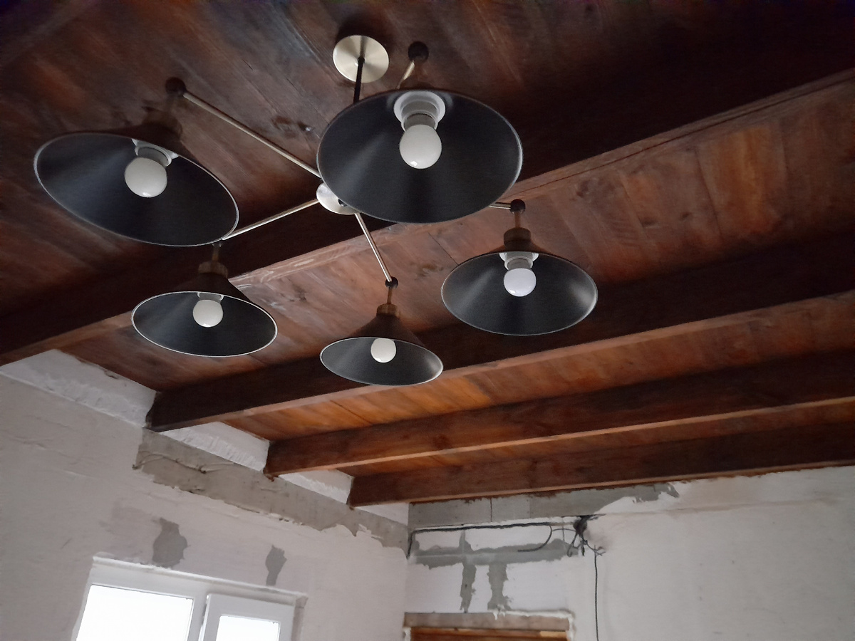 Потолок в ноябре 2023 года