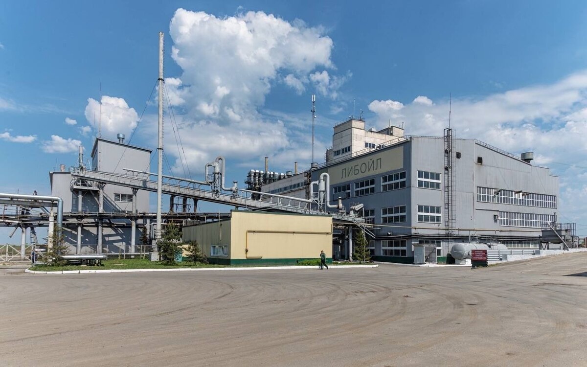    Наркоконтроль ничего не нашел в ходе проверки липецкого производства «Либойл» Фото из ТГ-канала «Эфко»