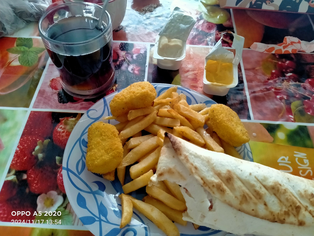 иногда эта еда кажется самой вкусной в мире, потому что я не готовила, а отдыхала😉