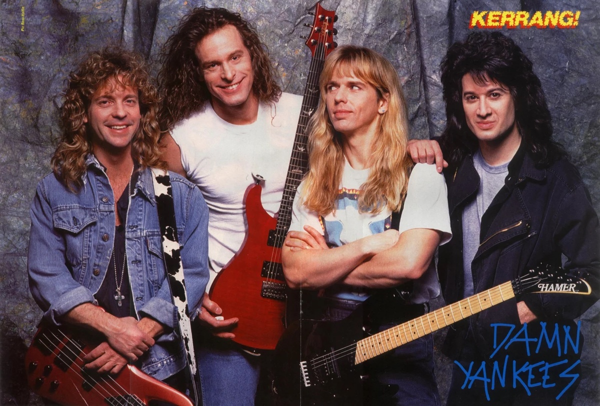 Damn Yankees. Слева-направо: Джек Блейдс, Тед Ньюджент Томми Шоу, Майкл Картеллоне.