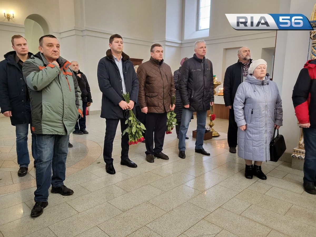  📷    В Оренбурге прощаются с журналистом Владимиром Беребиным Андрей Севостьянов