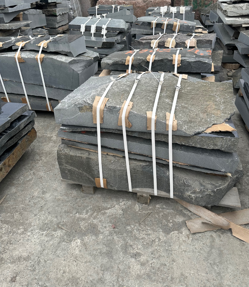 Корки из габбро-диабаза от ООО «КСК»