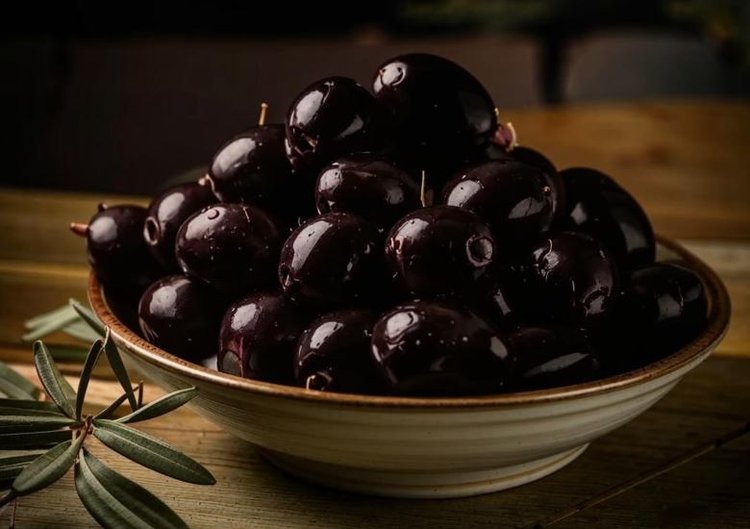    Черные оливки раздора между Евросоюзом и США взывают к возмездию на 35 млн долларов