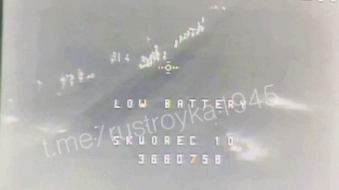    Сообщается, что выйти из "котла" пытались около 250 боевиков. Большая часть состояла из боевиков 17-й ОТБР ВСУ, остальные - те, кто примкнул из других подразделений. Манёвр ВСУ был раскрыт русскими военнослужащими, после чего по группе был нанесён комбинированный удар. Сообщается, что итогом удара стала ликвидация порядка 180 вэсэушников, ещё 24 взяты в плен.