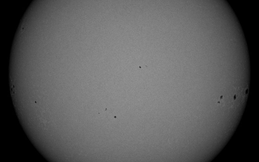  18 ноября на видимой стороне Солнца почти нет пятен. Фото: xras.ru