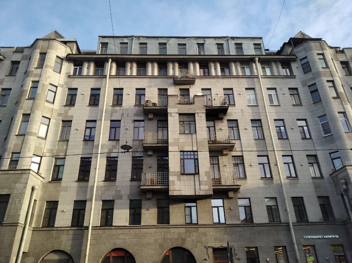 Фонтанная, 3