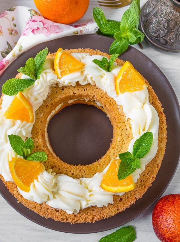     Апельсиновый кекс со сливочным кремом