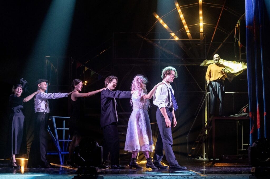    Источник фото: официальный сайт театра. Фотограф Елена Лапина Источник фото: Театр To Go