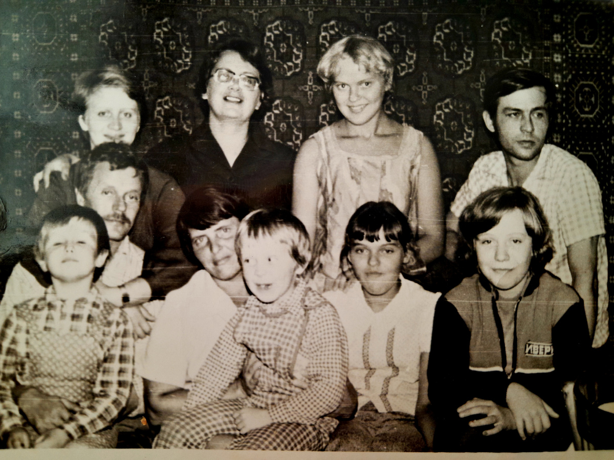 Наша семья почти в полном составе.