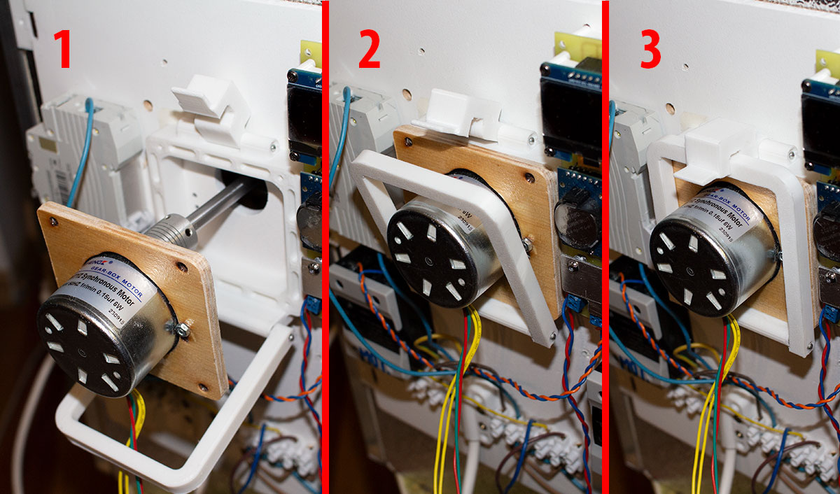 Первый вариант быстрого крепления мотора. На фото №1 видна муфта скрепляющая оси вертела и мотора. 