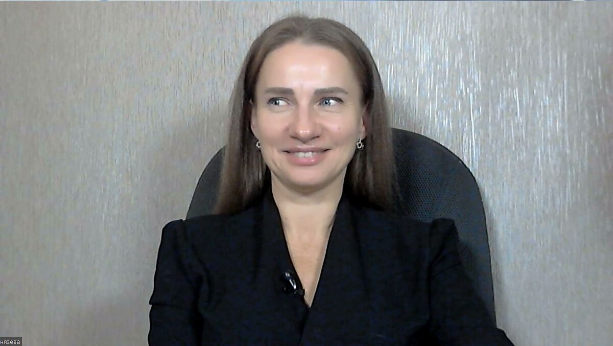 На фото автор Дзен-канала, Ирина Князева, карьерный консультант №1 по мнению ведущего отраслевого сервиса HRTIME.