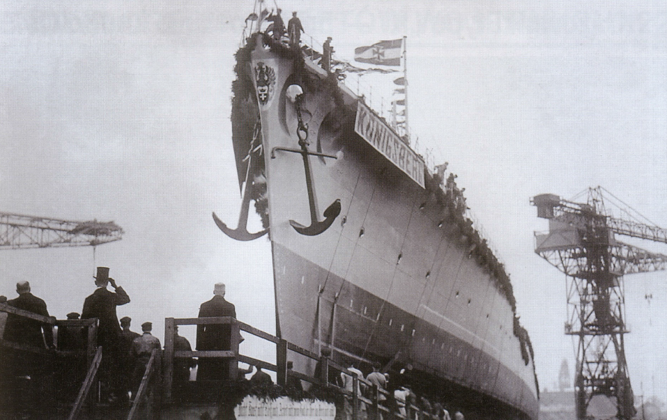 Спуск на воду легкого крейсера "Кенигсберг"