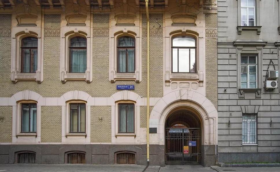 Родной фасадный декор сохранили