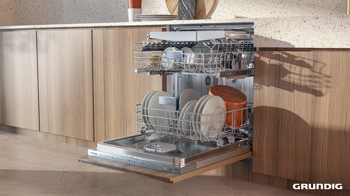 Встраиваемая посудомоечная машина Grundig вместит и тщательно отмоет всю вашу посуду