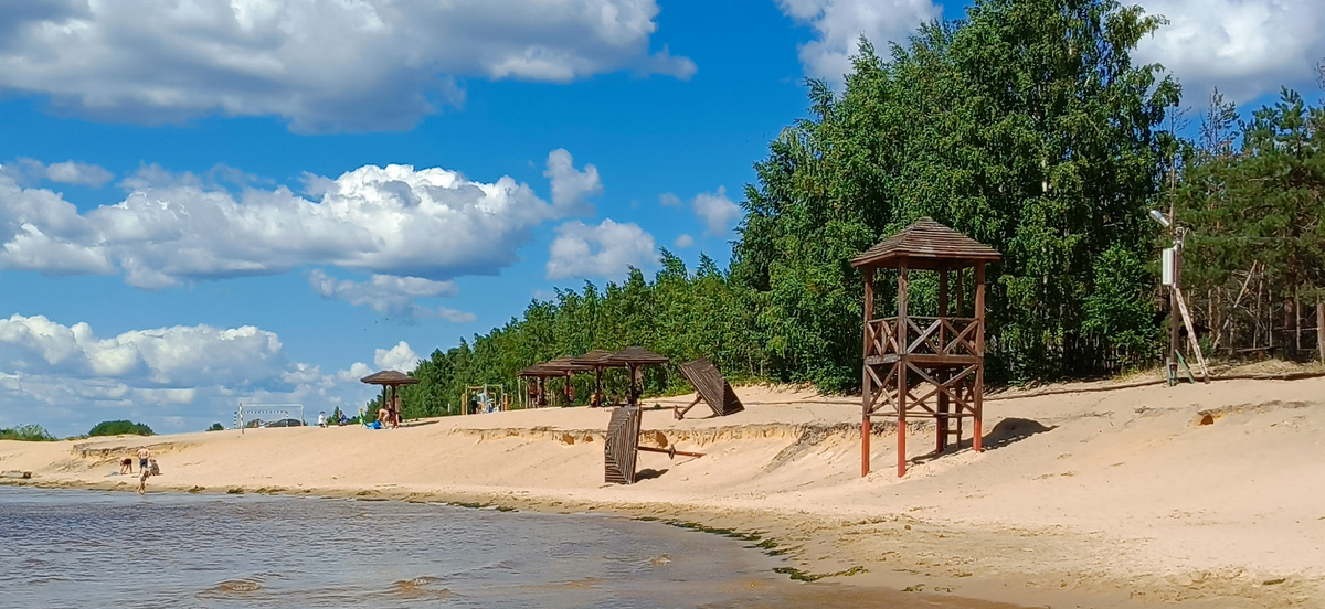 Левобережный пляж Чебоксар