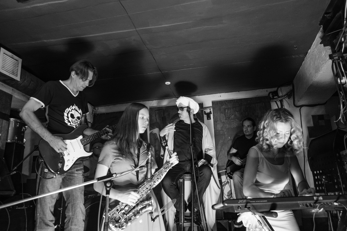 группа Dуглас (Донецк)