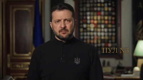    Зеленский - о разрешении Байдена бить вглубь России: План усиления Украины - это план победы, который я представил партнёрам. Видео: ТГ-канал Пул №3