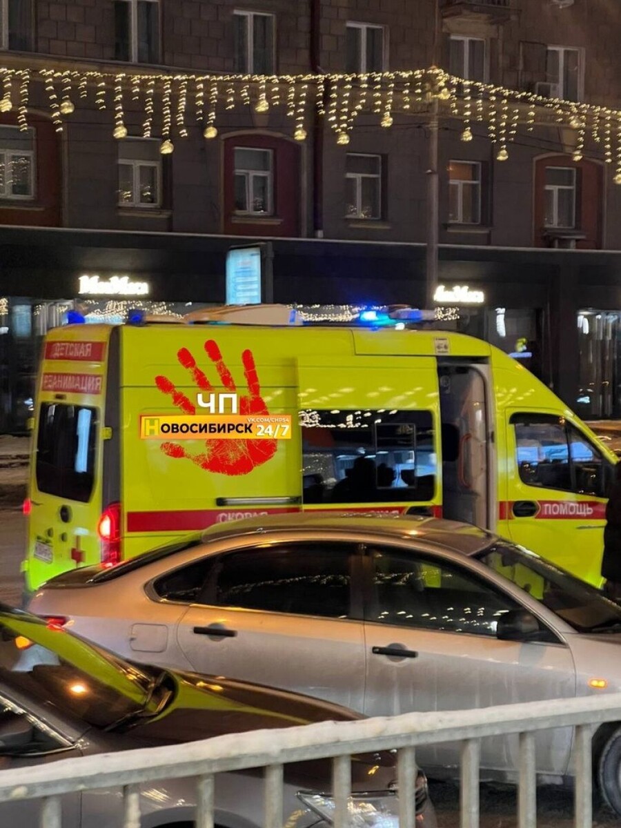    Массовые обмороки произошли в новосибирском баре. Источник: Группа "ЧП-Новосибирск" в ВК