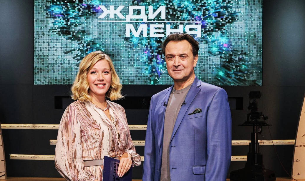 на фото Карина Андоленко и Александр Лазарев 