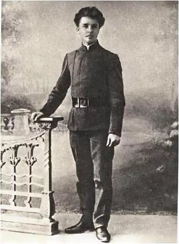 Дмитрий Фурманов в юности. 